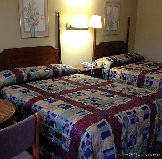 Mcclellan Inn Anniston Extérieur photo