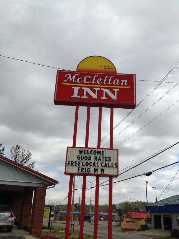 Mcclellan Inn Anniston Extérieur photo